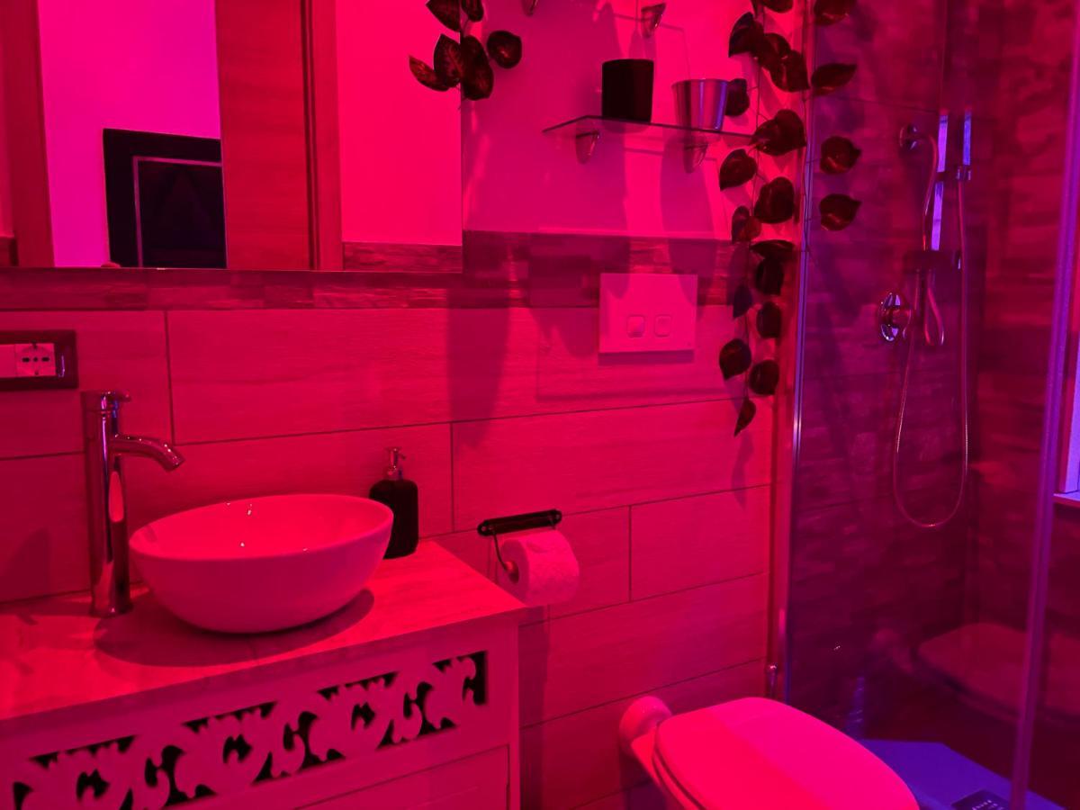 Cocorita Suites Bed and breakfast *